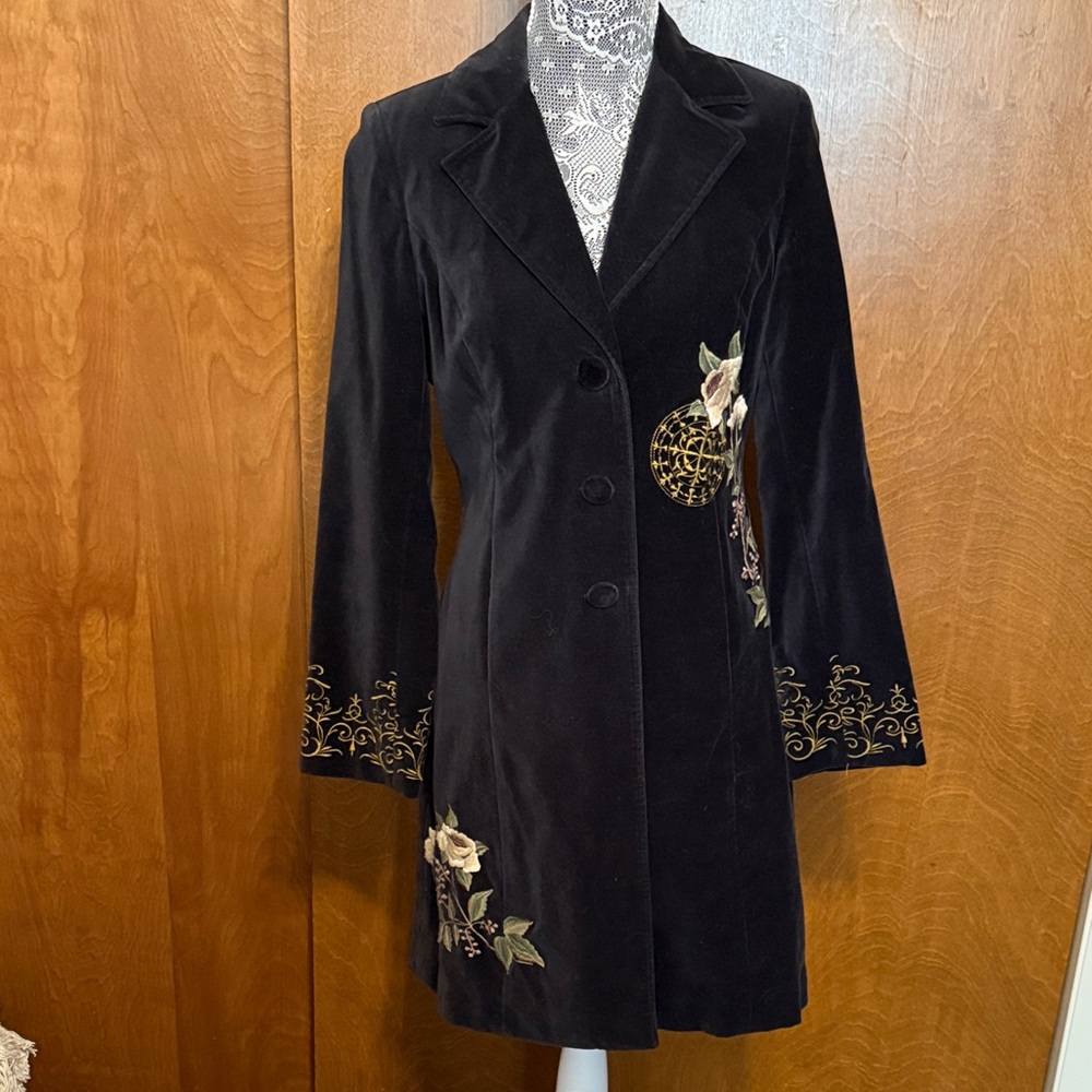 Cabi Black Velvet Blazer with Floral Embroidery